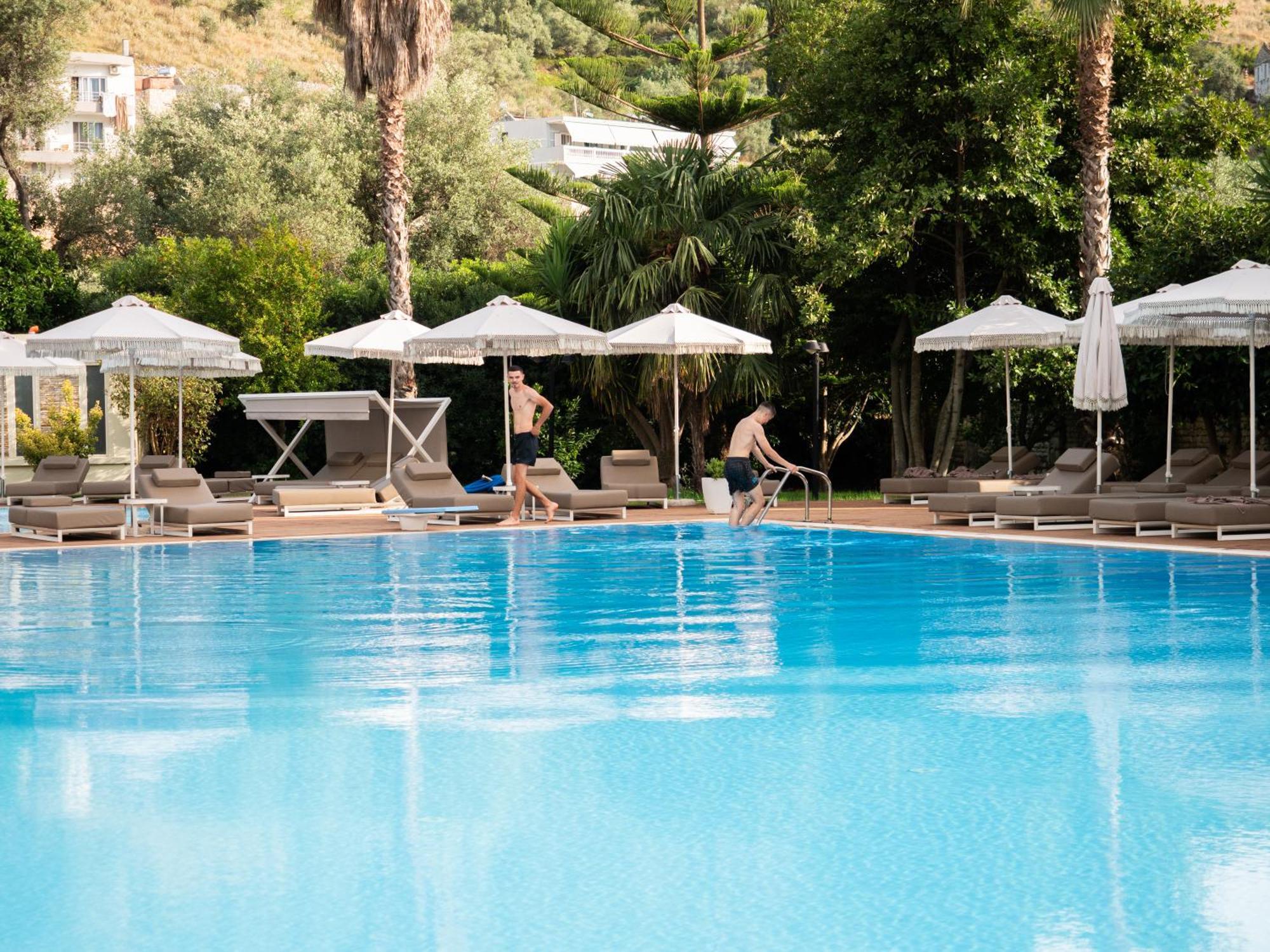 Nia Boutique Hotel By Rapo'S Resort Himare Exterior foto